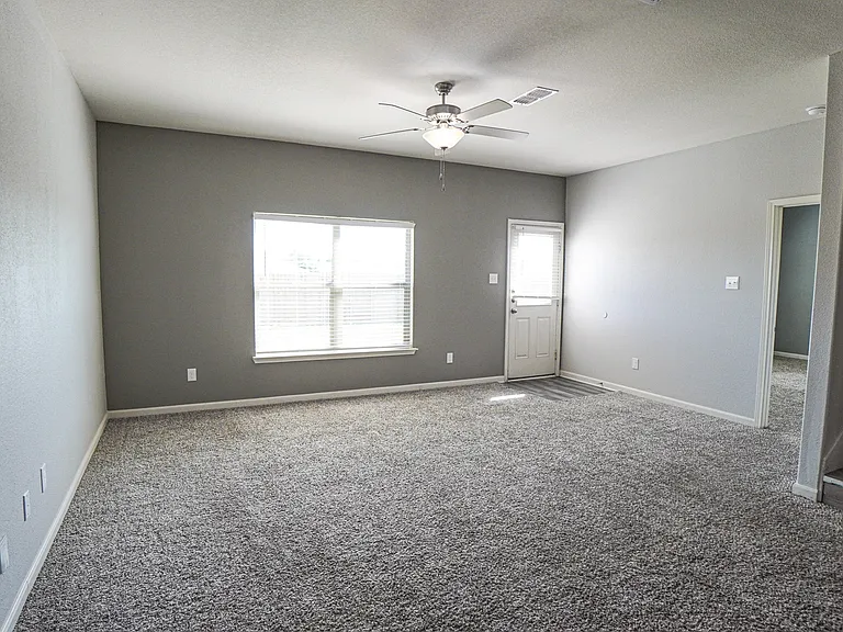 3012 Villegas Way — Photo 5