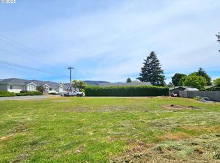 425 Railroad St, Brookings, OR 97415