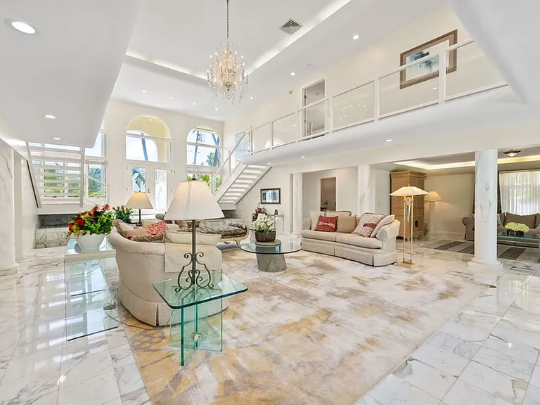 4818 Kahala Ave — Photo 11