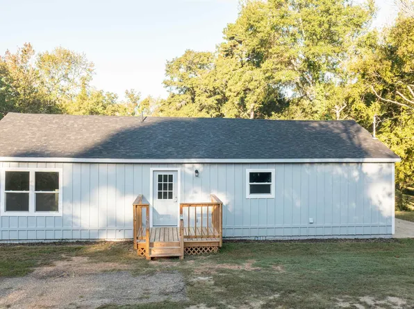 205 E Depot St, Avinger, TX 75630