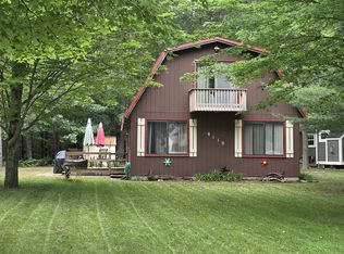 8110 W Seapine Dr, Mears, MI 49436