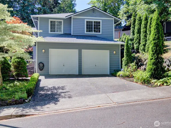 5208 213th Place SW, Mountlake Terrace, WA 98043