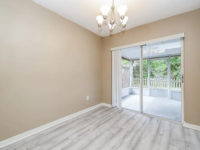 6719 Summer Cove Dr — Photo 5
