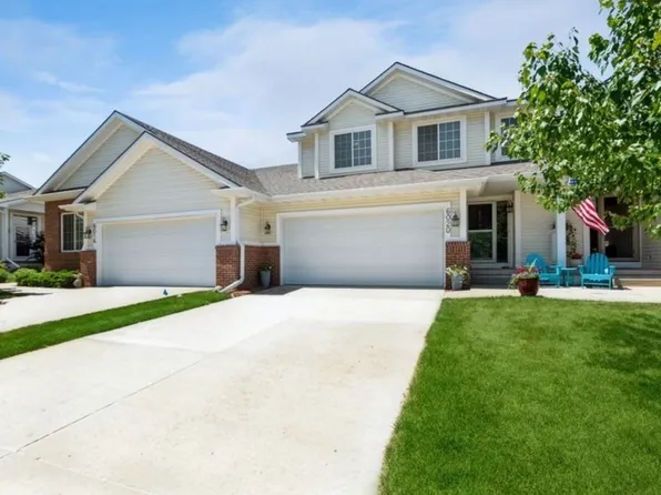 6020 Century Way E, Johnston, IA 50131