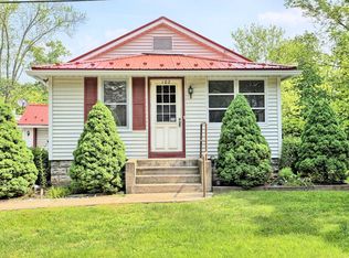 102 Old Rd, Montgomery, PA 17752