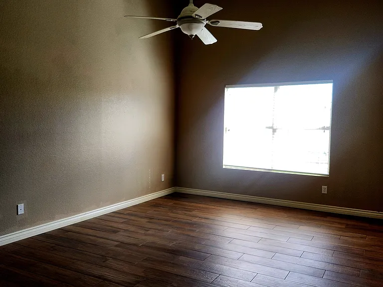9657 W Potter Dr — Photo 36