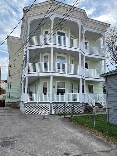 110 Earle St #3 Photo 1