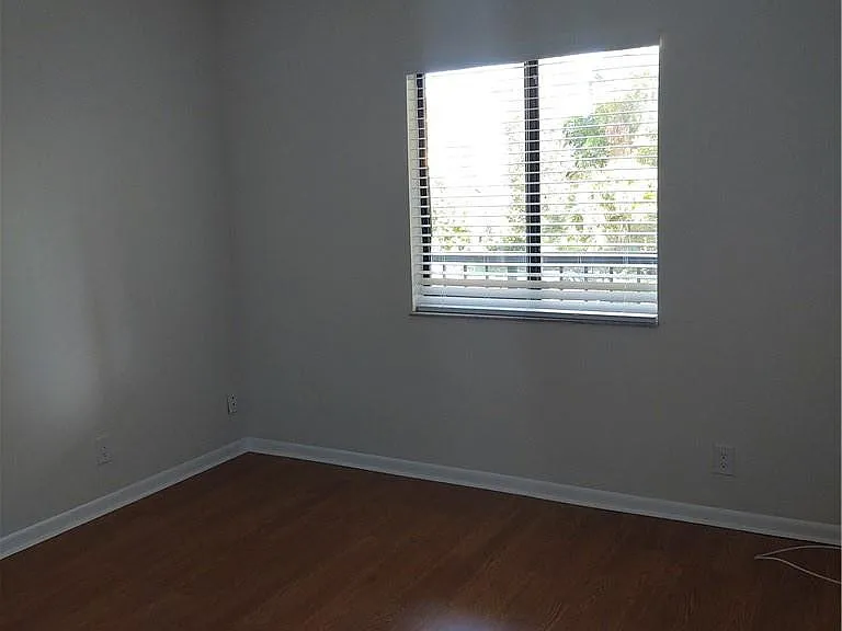 130 NW 70th St #202 — Photo 11