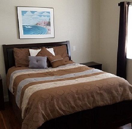 3rd image of 5122 S Jones Blvd Unit 201