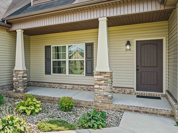 2nd image of 1329 Round Rock Dr