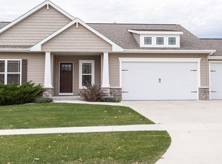 4806 Hay Field Ct SW, Cedar Rapids, IA 52404