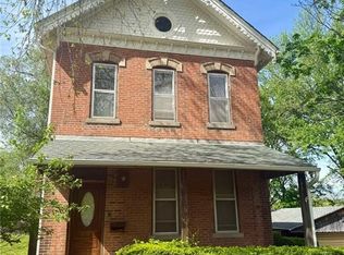 1127 Kearney St, Atchison, KS 66002