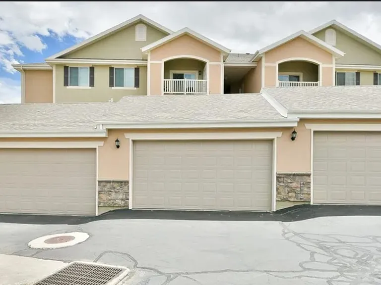 91 W Springview Dr — Photo 23