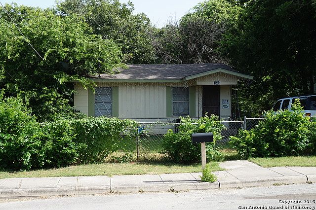 1st image of 134 Alhaven Ave
