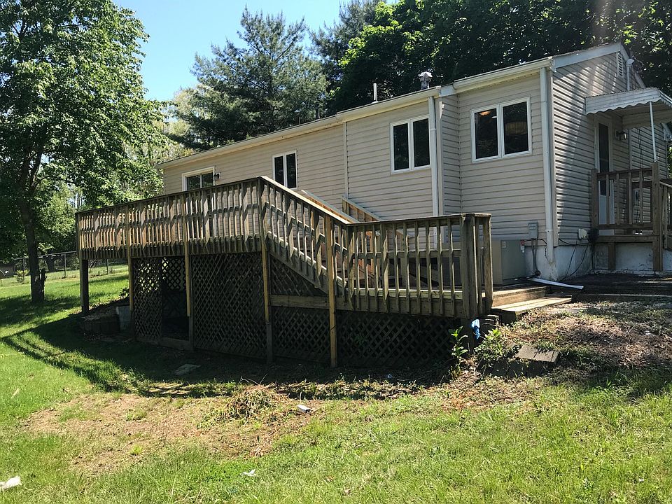 2nd image of 46 Dawn Cypress Ln