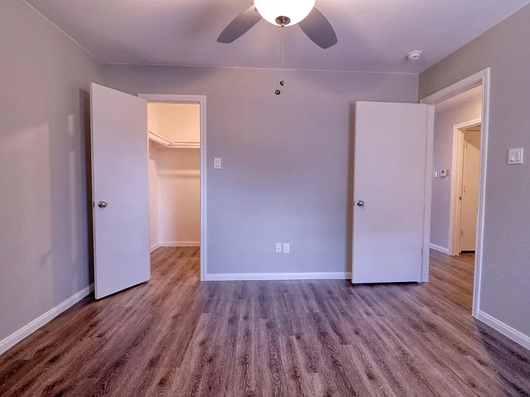 2221 Bowie Dr #11 — Photo 27