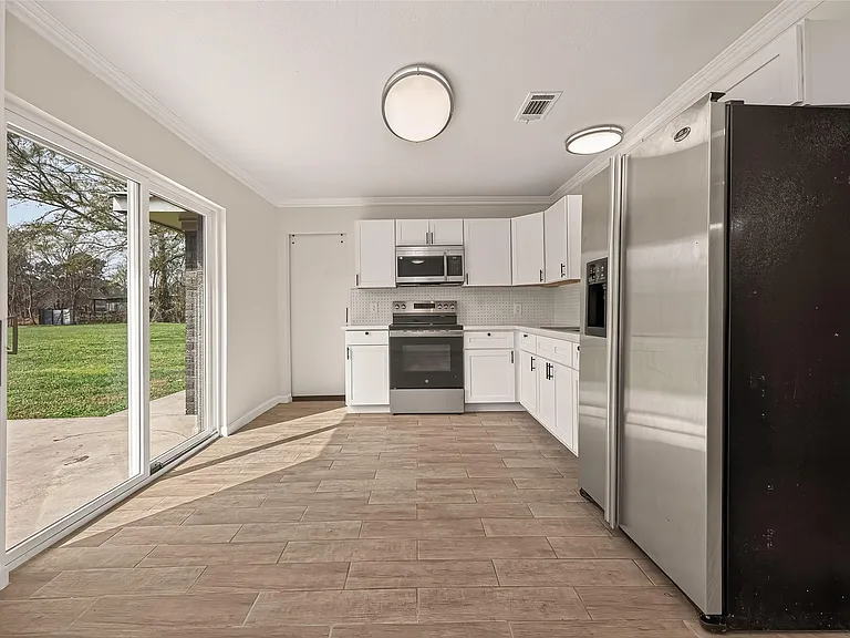 25409 Pebble Dr — Photo 13