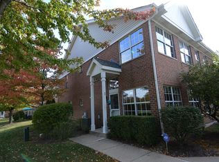 2 Four Seasons Ct, Elmhurst, IL 60126