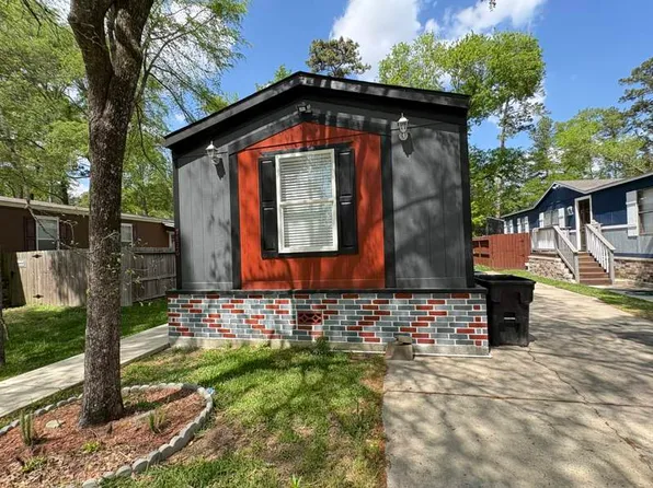 7826 Baltzell Dr, Spring, TX 77389