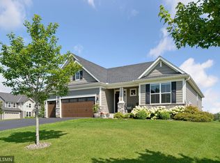 8626 Buttercup Ct, Victoria, MN 55386