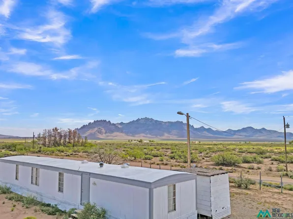 5365 Warm Springs Rd SE, Deming, NM 88030