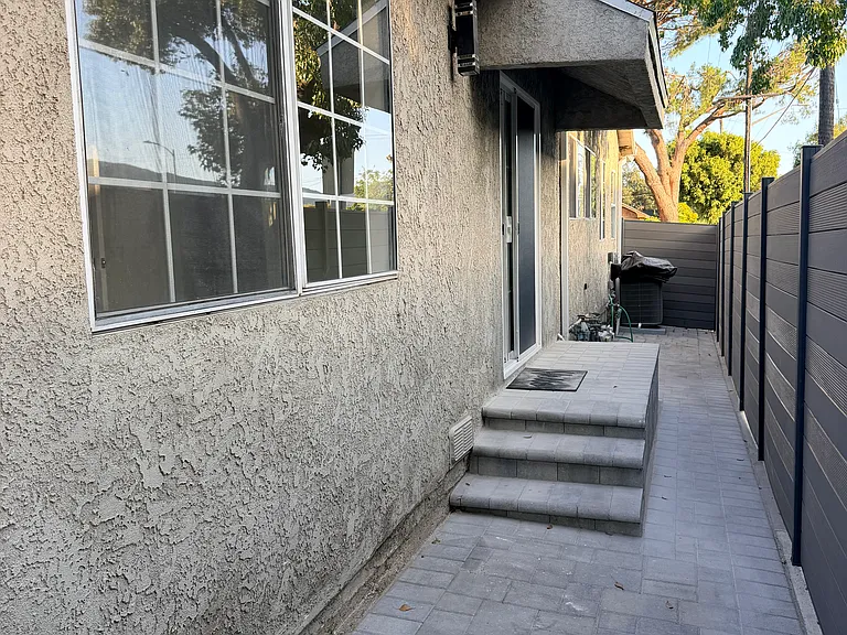 725 W California Ave #725 — Photo 16