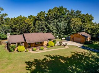 173 Ridgetop Dr, Weyers Cave, VA 24486