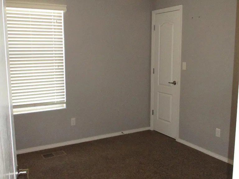 2432 Violeta Cir SE — Photo 19