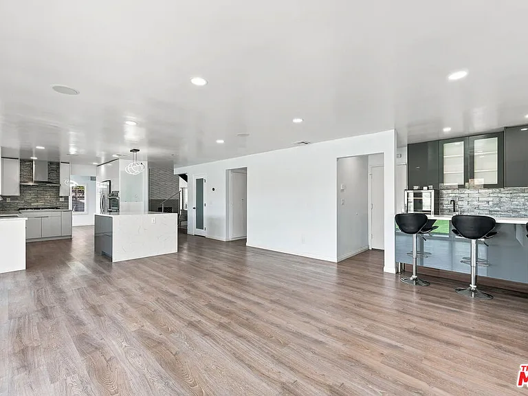 4355 Chaumont Rd — Photo 18