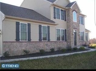 100 White Horse Dr, Honey Brook, PA 19344