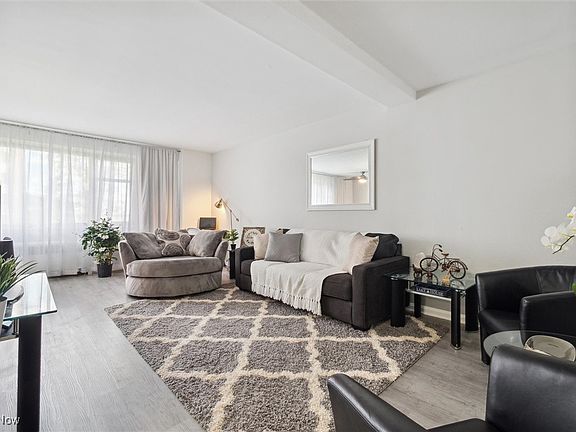 5th image of 11820 Edgewater Dr APT 216
