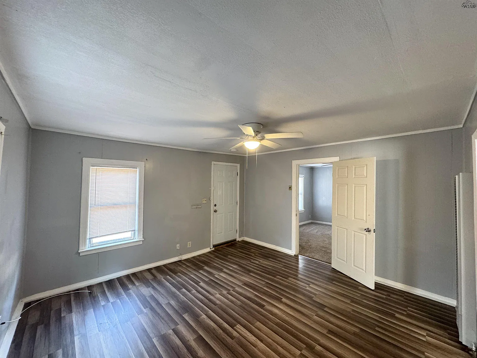 2 bed, 1.0 bath, 784 sqft, $695 — Photo 3