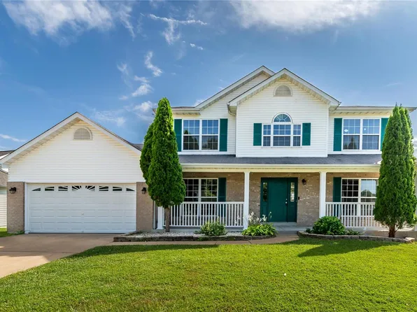 3546 Canyon Creek Dr, Saint Charles, MO 63303