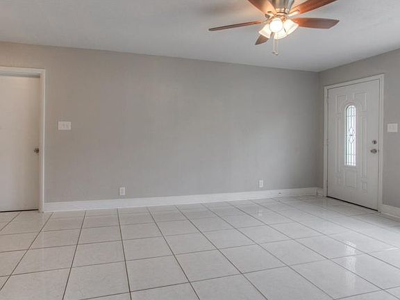2nd image of 510 W 129th Ave