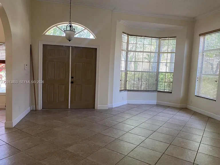 18430 NW 11th St — Photo 6