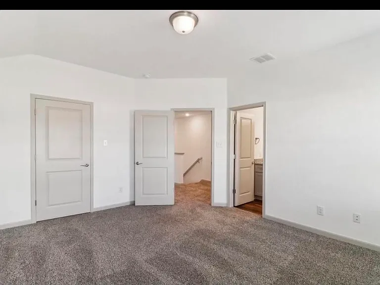 7504 Briarwood Pass #102 — Photo 7