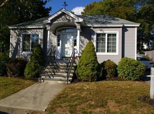 69 Adams St, Holbrook, MA 02343