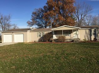 401 E Main St, Hidalgo, IL 62432