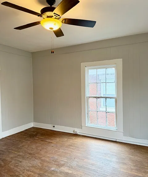 410 Conway St #3 — Photo 5