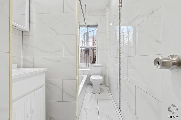 Rented by ERNY LLC | media 12