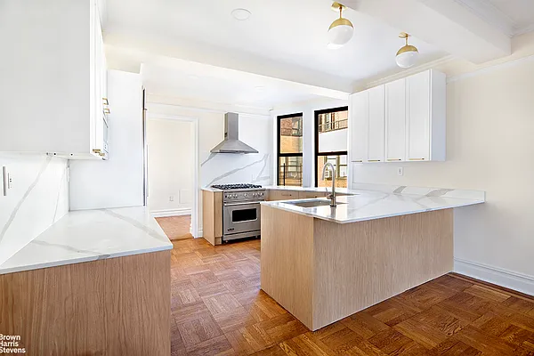 Rented by Brown Harris Stevens | media 22