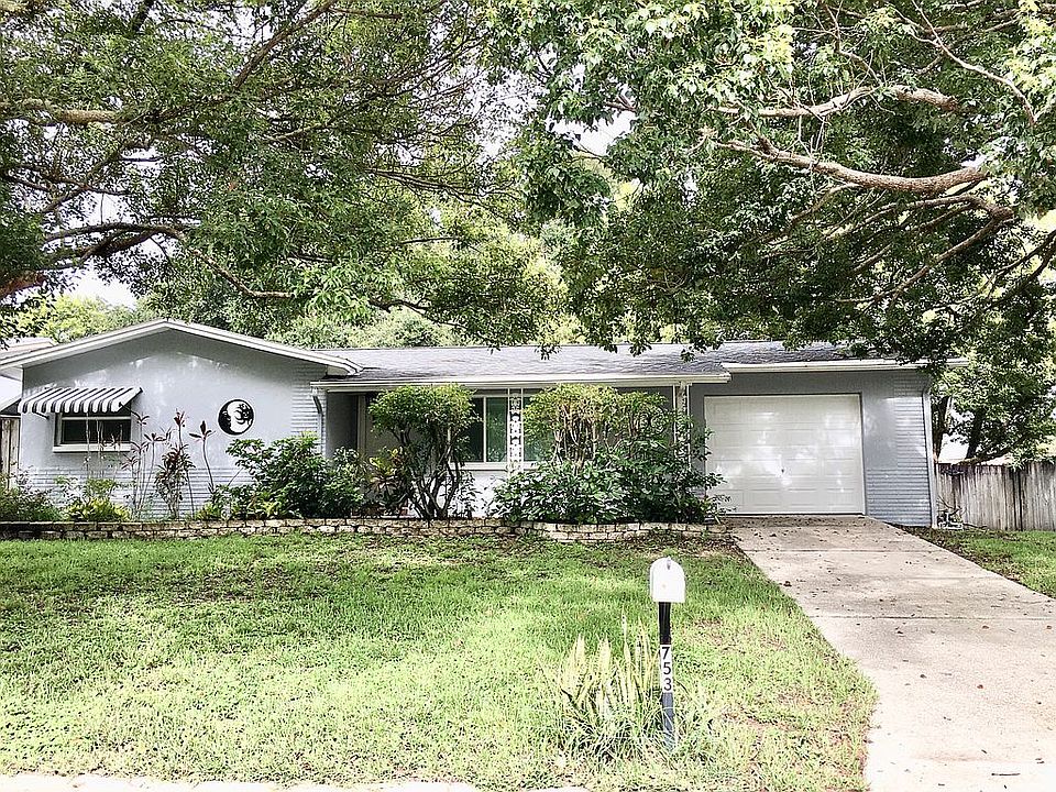 1st image of 753 Barbara St