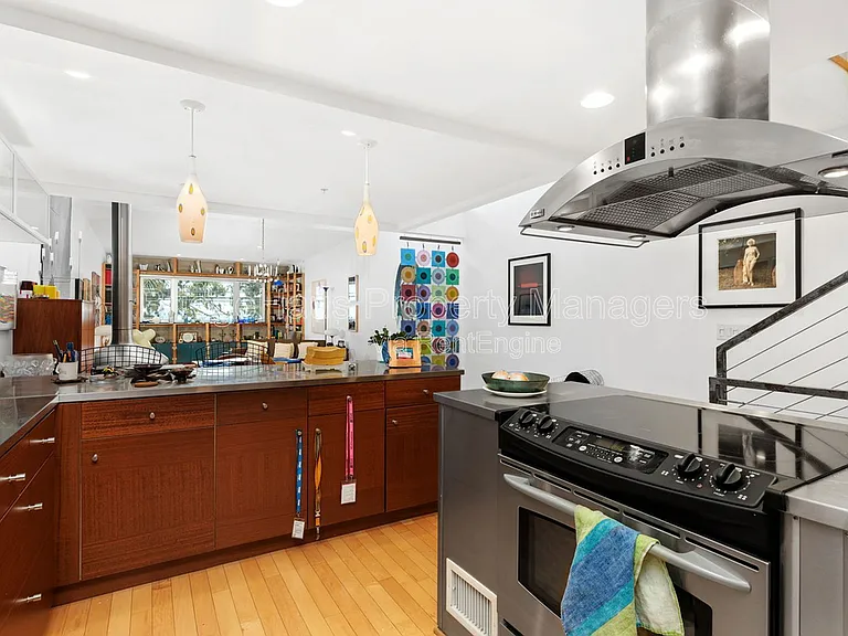 3033 India St #4 — Photo 7
