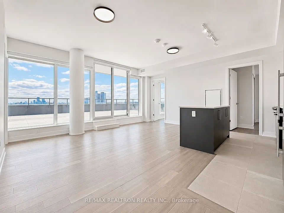 664 Spadina Ave #1001