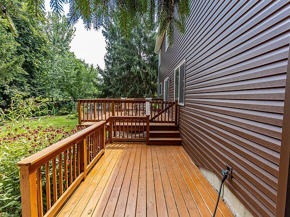 2nd image of 33179 N Ashley Dr