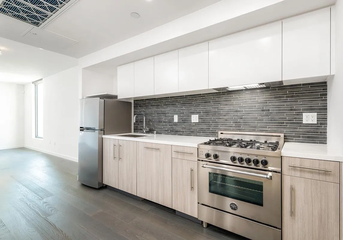 Studio, 437 sqft, $3,150 — Photo 3