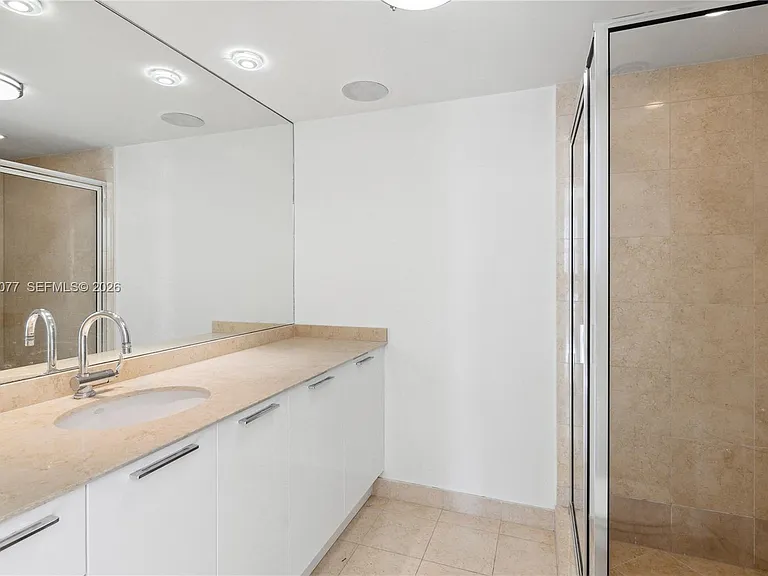 18911 Collins Ave #901 — Photo 14