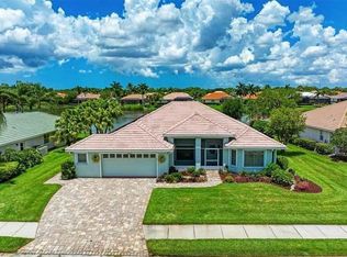 2960 Seasons Blvd, Sarasota, FL 34240