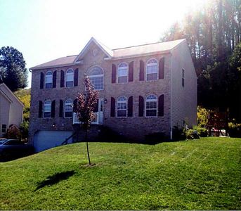 657 Sunrise Dr, Leechburg, PA, 15656