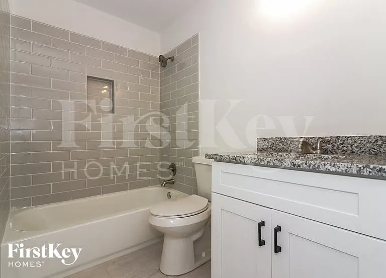 4979 Wilburn Ave — Photo 12